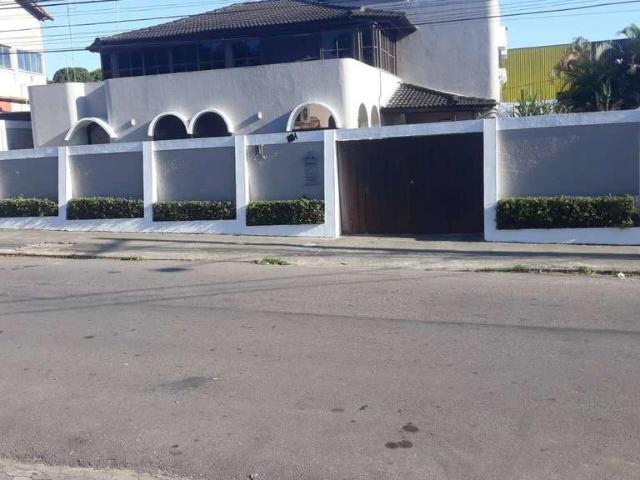 Casa / Sobrado para Locação em Rio de Janeiro/RJ Santa Cruz 4 Quartos