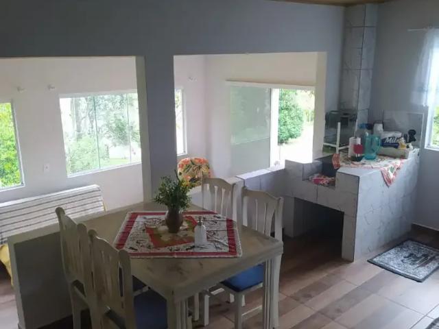 Casa / Sobrado para Locação em Rio dos Cedros/SC Zona Rural 3 Quartos