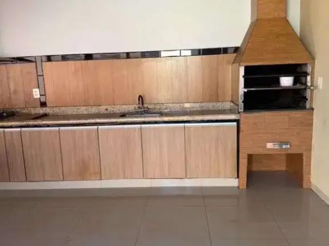 Casa / Sobrado para Locação em Rio Verde/GO Residencial Interlagos 3 Quartos