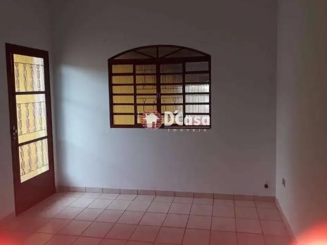 Casa / Sobrado para Locação em Taubaté/SP Monção 3 Quartos