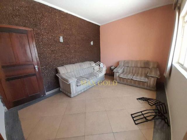 Casa / Sobrado para Locação em Taubaté/SP Centro 4 Quartos