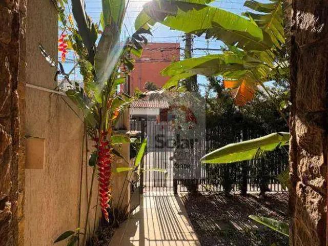 Casa / Sobrado para Locação em Taubaté/SP Centro 4 Quartos