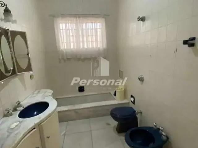 Casa / Sobrado para Locação em Taubaté/SP Centro 3 Quartos