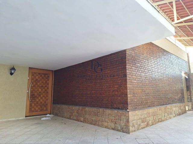 Casa / Sobrado para Locação em Taubaté/SP Centro 3 Quartos