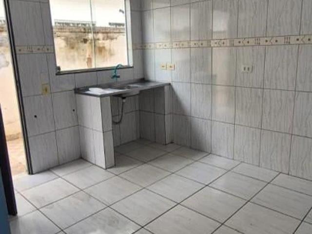 Casa / Sobrado para Locação em Taubaté/SP Chácara São Silvestre 2 Quartos