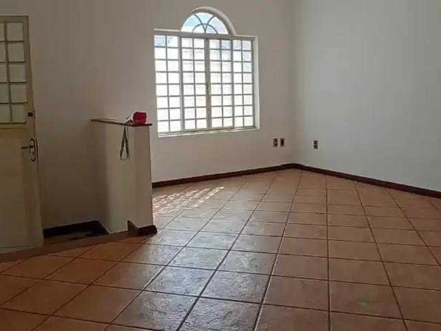 Casa / Sobrado para Locação em Taubaté/SP Jardim das Nações 3 Quartos