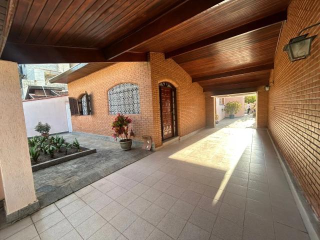 Casa / Sobrado para Locação em Taubaté/SP Jardim das Nações 3 Quartos