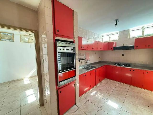 Casa / Sobrado para Locação em Taubaté/SP Jardim Eulália 3 Quartos