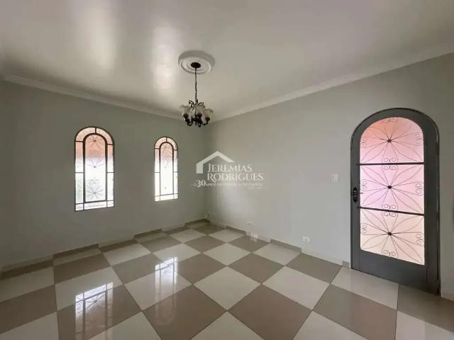 Casa / Sobrado para Locação em Taubaté/SP Jardim Garcez 3 Quartos