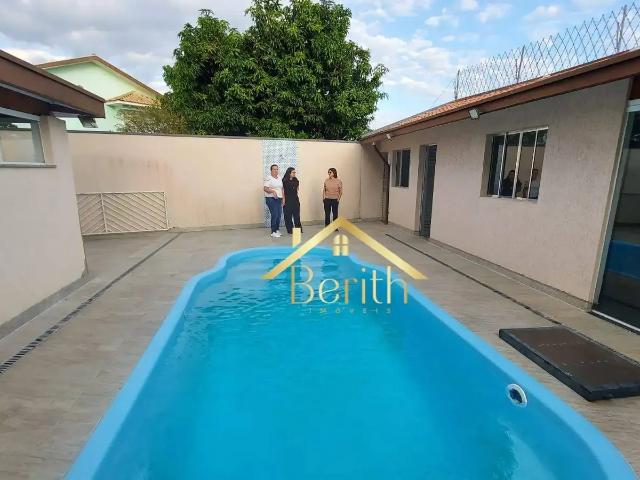 Casa / Sobrado para Locação em Taubaté/SP Piracangaguá 3 Quartos