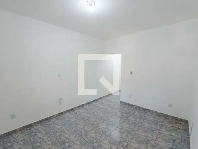 Casa / Sobrado para Locação em Taubaté/SP Recanto dos Coqueirais 3 Quartos