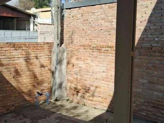 Casa / Sobrado para Locação em Taubaté/SP Terra Nova 2 Quartos