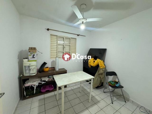 Casa / Sobrado para Locação em Taubaté/SP Vila dos Comerciários 2 1 Quartos