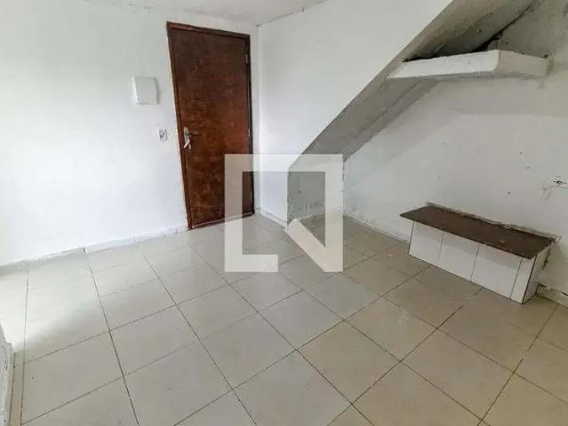 Casa / Sobrado para Locação em Taboão da Serra/SP Cidade Intercap 1 Quartos