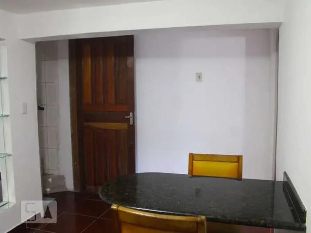 Casa / Sobrado para Locação em Taboão da Serra/SP Cidade Intercap 1 Quartos