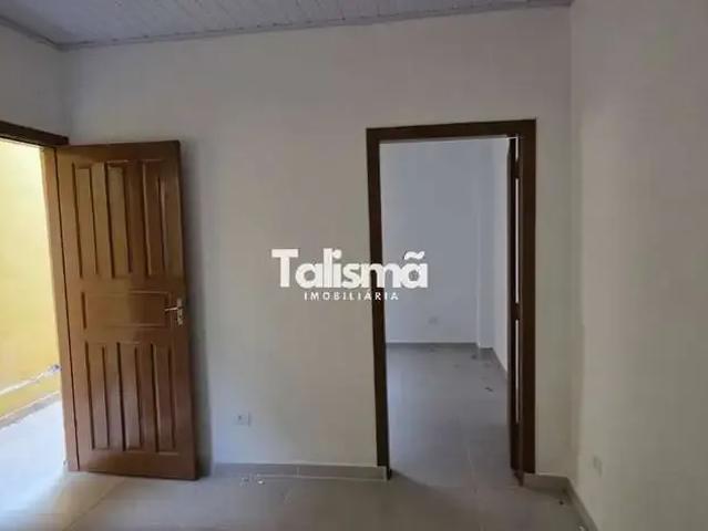 Casa / Sobrado para Locação em Taboão da Serra/SP Arraial Paulista 1 Quartos