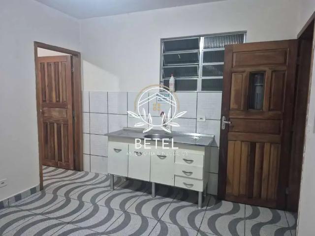 Casa / Sobrado para Locação em Taboão da Serra/SP Jardim Maria Rosa 1 Quartos
