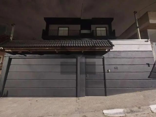 Casa / Sobrado para Locação em Taboão da Serra/SP Jardim Mirna 3 Quartos
