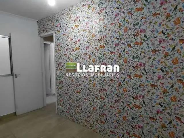 Casa / Sobrado para Locação em Taboão da Serra/SP Jardim São Miguel 3 Quartos
