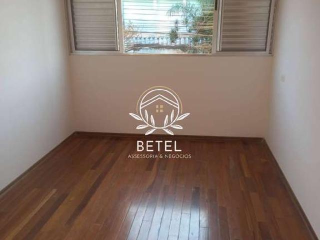 Casa / Sobrado para Locação em Taboão da Serra/SP Parque Marabá 2 Quartos