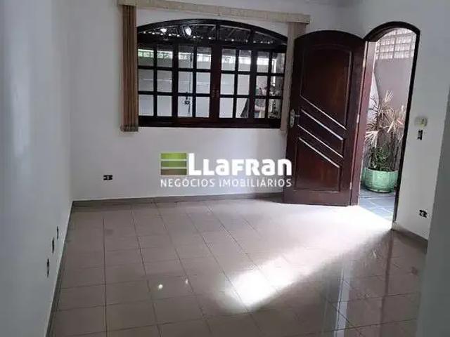 Casa / Sobrado para Locação em Taboão da Serra/SP Parque Monte Alegre 3 Quartos