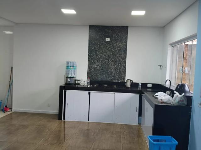 Casa / Sobrado para Locação em Taboão da Serra/SP Parque Pinheiros 2 Quartos