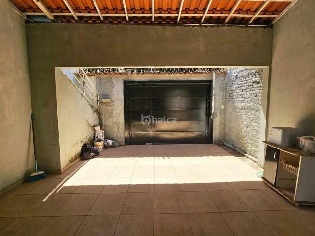 Casa / Sobrado para Locação em Teresina/PI Tabuleta 5 Quartos