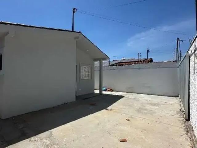 Casa / Sobrado para Locação em Teresina/PI Vale Quem Tem 3 Quartos