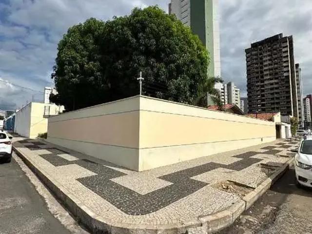 Casa / Sobrado para Locação em Teresina/PI Fátima 3 Quartos