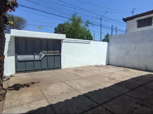 Casa / Sobrado para Locação em Teresina/PI Lourival Parente 3 Quartos