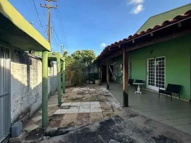 Casa / Sobrado para Locação em Teresina/PI Marquês de Paranaguá 4 Quartos