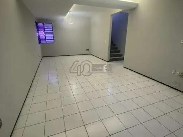 Casa / Sobrado para Locação em Teresina/PI Piçarreira 5 Quartos