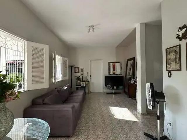 Casa / Sobrado para Locação em Teresina/PI São Cristóvão 7 Quartos