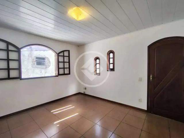 Casa / Sobrado para Locação em Teresópolis/RJ Várzea 2 Quartos