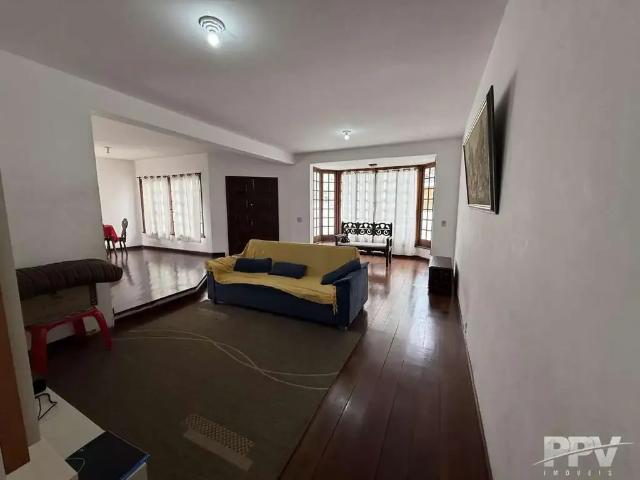 Casa / Sobrado para Locação em Teresópolis/RJ Várzea 5 Quartos