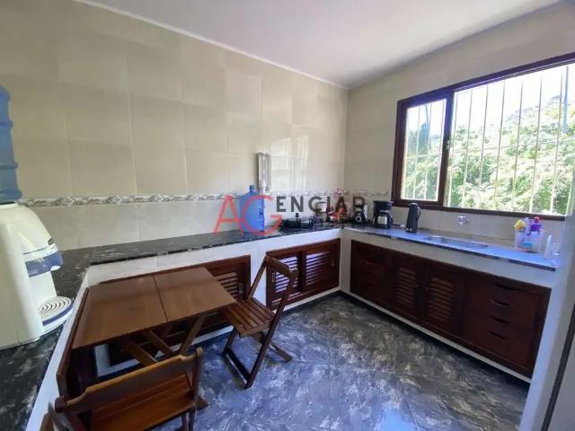 Casa / Sobrado para Locação em Teresópolis/RJ Várzea 8 Quartos