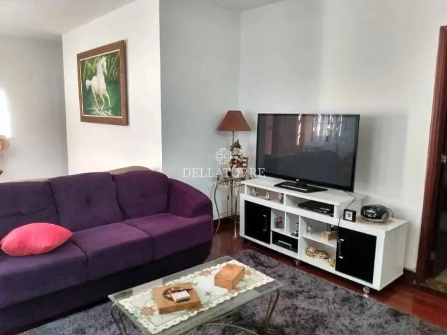 Casa / Sobrado para Locação em Teresópolis/RJ Alto 5 Quartos