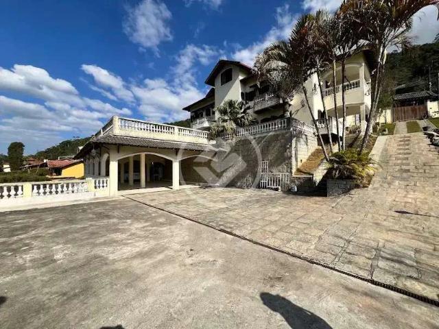 Casa / Sobrado para Locação em Teresópolis/RJ Barra do Imbuí 4 Quartos