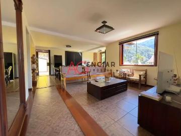 Casa / Sobrado para Locação em Teresópolis/RJ Caleme 3 Quartos