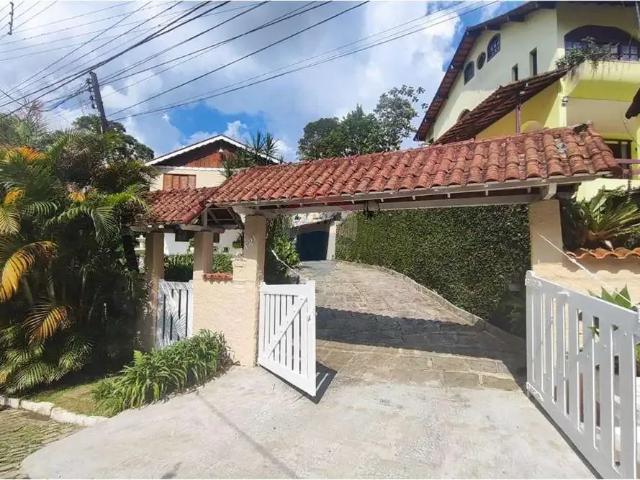 Casa / Sobrado para Locação em Teresópolis/RJ Carlos Guinle 1 Quartos