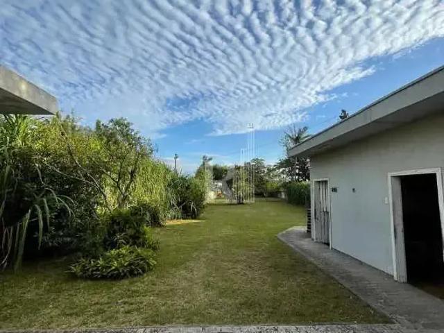 Casa / Sobrado para Locação em Tijucas/SC Centro 3 Quartos