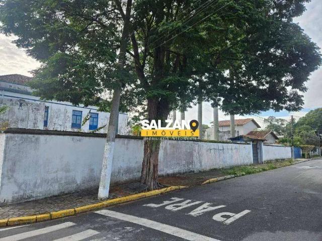 Casa / Sobrado para Locação em Tremembé/SP Jardim Bom Jesus 6 Quartos