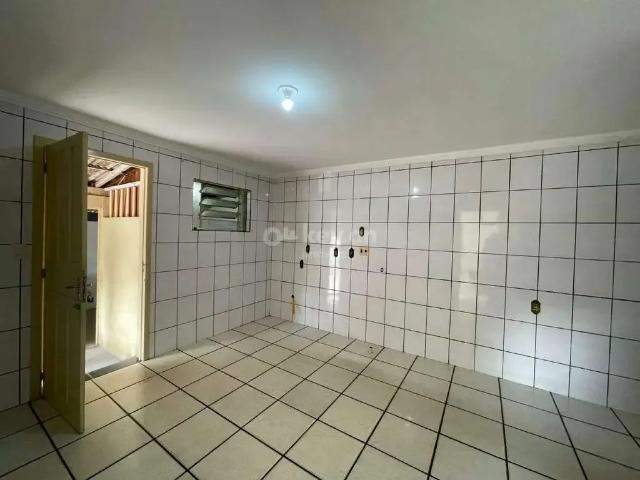 Casa / Sobrado para Locação em Tubarão/SC Morrotes 2 Quartos