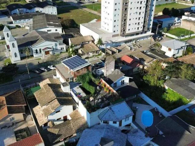 Casa / Sobrado para Locação em Tubarão/SC Dehon