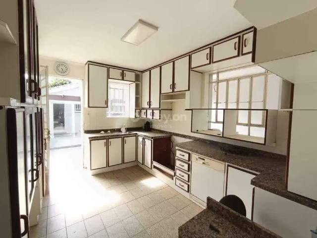 Casa / Sobrado para Locação em Tubarão/SC Humaitá 3 Quartos