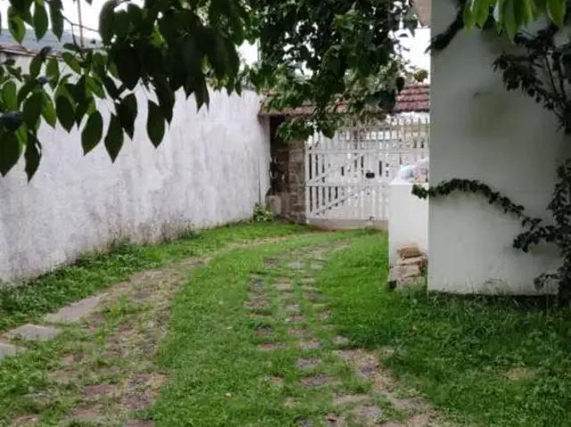 Casa / Sobrado para Locação em Ubatuba/SP Enseada 2 Quartos