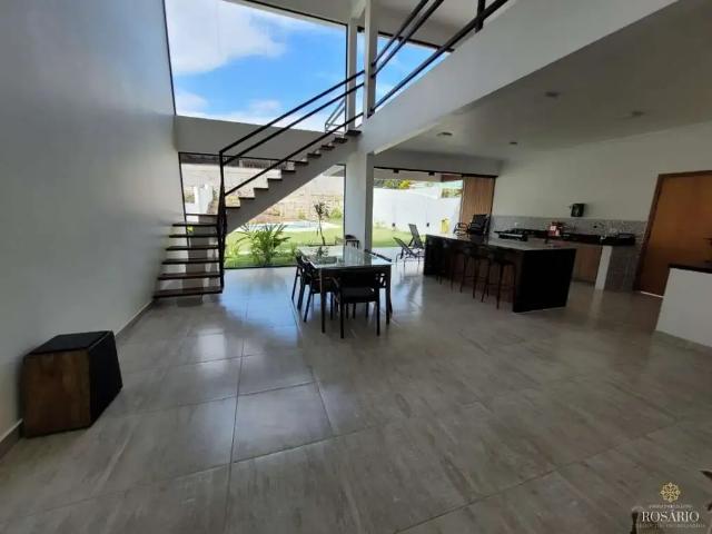 Casa / Sobrado para Locação em Ubatuba/SP Horto Florestal 4 Quartos