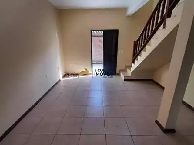Casa / Sobrado para Locação em Ubatuba/SP Perequê Açu 2 Quartos