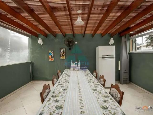 Casa / Sobrado para Locação em Ubatuba/SP Praia da Lagoinha 4 Quartos