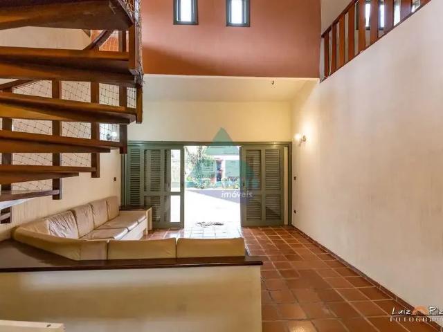 Casa / Sobrado para Locação em Ubatuba/SP Praia da Lagoinha 6 Quartos